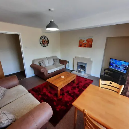 דירה Holiday 3 *